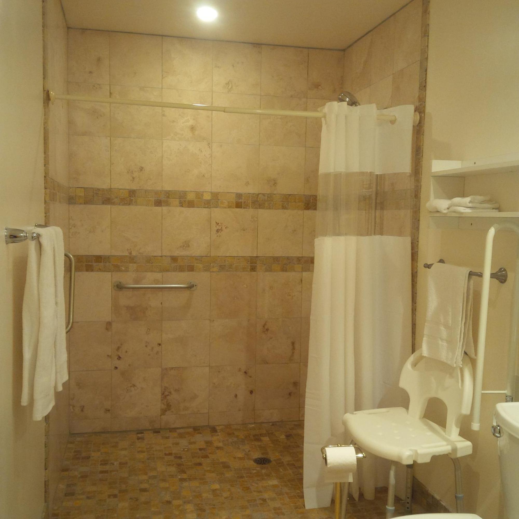 Lionheart Guest House ライオンズ・ヘッド エクステリア 写真